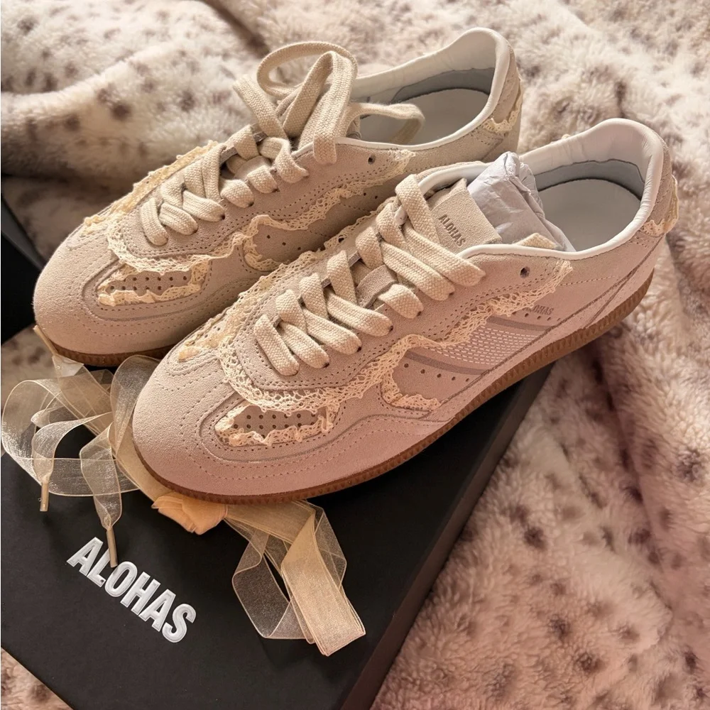 Alohas Lace Sneakers size 6 NWT - Picture 4 of 9